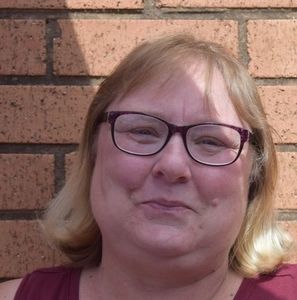 Meet your Posher, Deborah